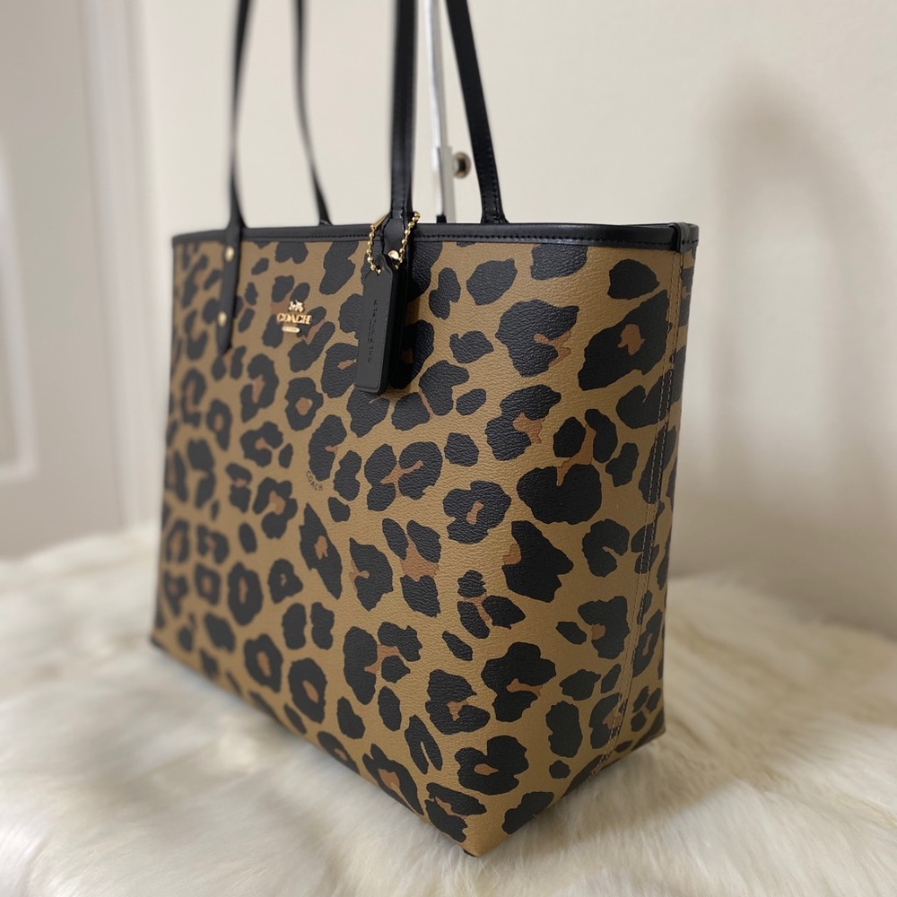NEW💃COACH REVERSIBLE CITY TOTE ANIMAL PRINT PURSE - Picture 3 of 9